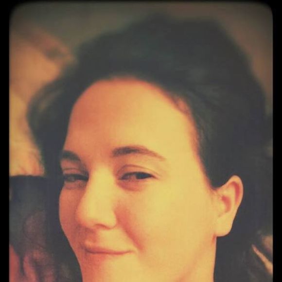 Meet your Posher, Maria - Picture 1 of 4